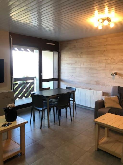 Residence Les Martinets, Grand Studio Vue Degagee, 4 Couchages, Cellier, Meuble De Tourisme 3 Etoiles, Parking Gratuit Chamrousse Esterno foto